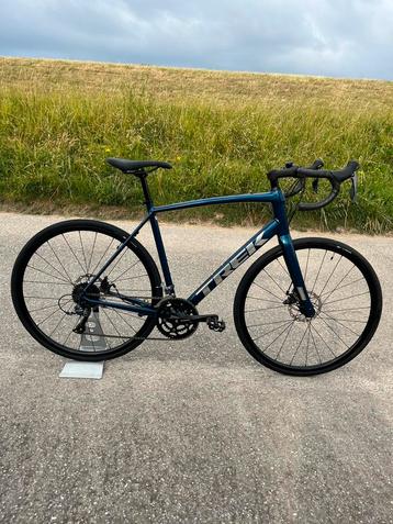 Trek domane 2 - racefiets - schijfremmen - NIEUWSTAAT beschikbaar voor biedingen