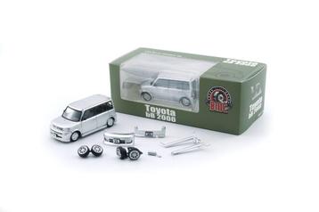 Toyota bB 2000 van BMC 1/64 zilver beschikbaar voor biedingen