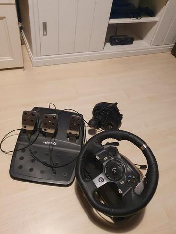 Logitech Racestuur + Pedalen + Schakelpook beschikbaar voor biedingen