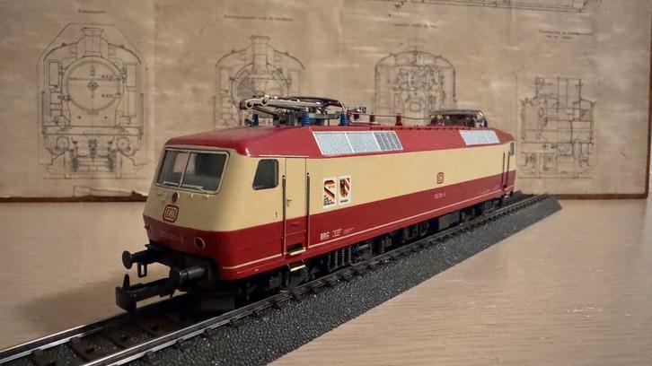 Marklin 3153, Hobby en Vrije tijd, Modeltreinen | H0, Zo goed als nieuw, Locomotief, Wisselstroom, Märklin, Ophalen of Verzenden