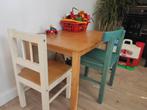Kindertafeltje met 2 verschillende stoeltjes, Kinderen en Baby's, Kinderkamer | Tafels en Stoelen, Ophalen, Gebruikt, Tafel(s) en Stoel(en)