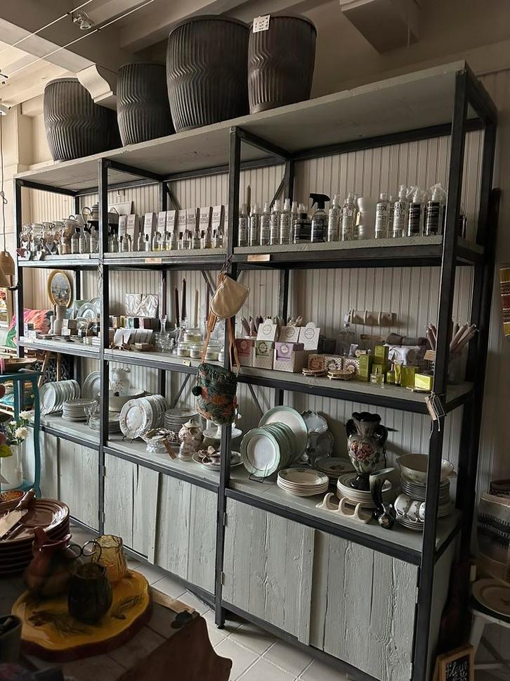 Stoere & zware winkelkast 300Lx247Hx50D, Huis en Inrichting, Kasten | Stellingkasten, Gebruikt, Ophalen