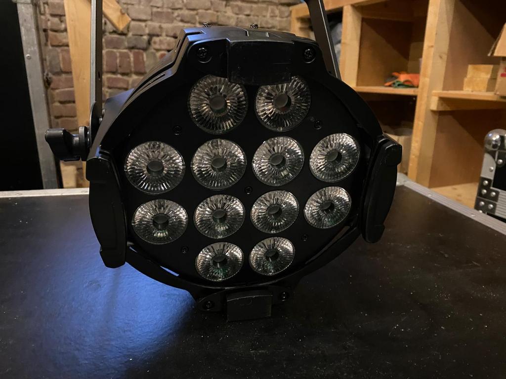 Cameo Studio LED par 64 RGBWA+UV, Ophalen, Zo goed als nieuw, Licht, Geluidgestuurd