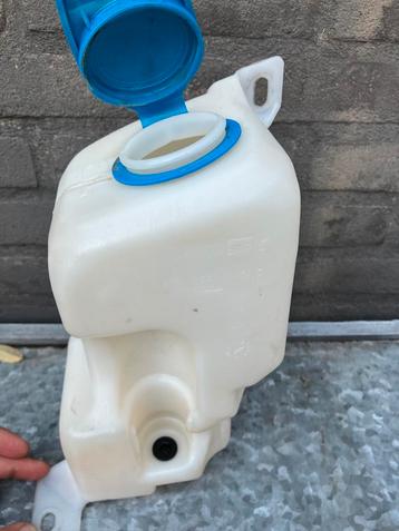 Ruitensproeier reservoir VW Golf 4 beschikbaar voor biedingen