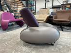 Nieuwstaat Leolux Pallone fauteuil paars grijs leer Stoel, Huis en Inrichting, Leolux, Ophalen of Verzenden, Zo goed als nieuw