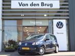Volkswagen Up! 1.0 75 pk high up! BlueMotion | Navigatie | P, Auto's, Volkswagen, Voorwielaandrijving, Euro 5, Stof, Gebruikt