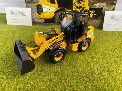 Yanmar V8 knikwiellader, Hobby en Vrije tijd, Modelauto's | 1:32, Nieuw, Tractor of Landbouw, Overige merken, Ophalen of Verzenden