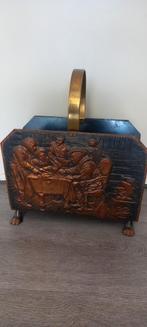 Vintage Lectuurbak / Krantenbak met Koper Reliëf, Huis en Inrichting, Woonaccessoires | Krantenbakken en Lectuurbakken, Ophalen of Verzenden