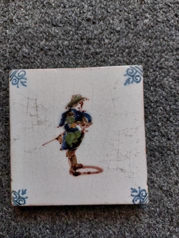 antiek tegeltje, oud tegeltje, muurtegel beschikbaar voor biedingen