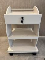 Werk trolley schoonheidsspecialist, Ophalen, Zo goed als nieuw