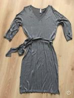 NIEUW Miss Etam leuk dun gebreide jurk middengrijs M, Maat 38/40 (M), Nieuw, Ophalen of Verzenden, Miss Etam