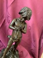 Prachtig antiek bronzen fluitende jongling., Ophalen of Verzenden