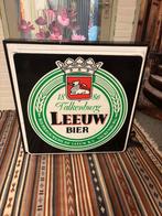 Prachtige oude Leeuw bier lichtbak. 80x80 cm, Ophalen, Zo goed als nieuw, Reclamebord
