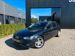 NIEUW DISTRIBUTIE! Audi A4 1.8 Tfsi Avant Multitr.2013 Blauw, Auto's, Stof, Zwart, 4 cilinders, A4