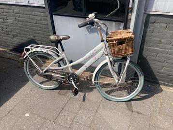 Meidenfiets 24inch beschikbaar voor biedingen