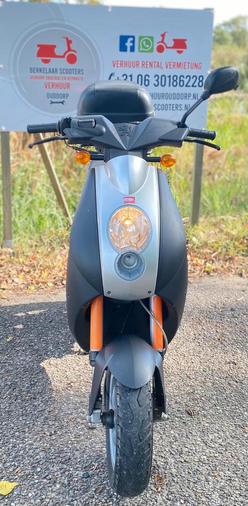 Peugeot ludix 2005, Fietsen en Brommers, Scooters | Peugeot, Zo goed als nieuw, Ophalen