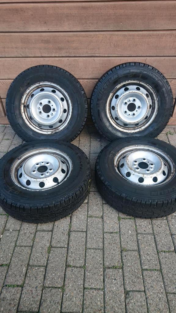 215-70-15 , 215 70 15 , 215-70-15C , 5x118 stalen velgen, Auto-onderdelen, Banden en Velgen, Banden en Velgen, Winterbanden, 15 inch