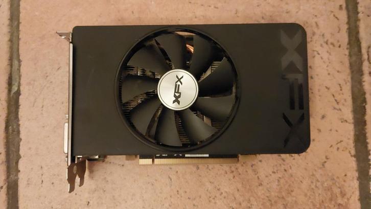 XFX Radeon R7 360 2GB Core Edition, Computers en Software, Videokaarten, Gebruikt, AMD, PCI-Express 3.0, GDDR5, HDMI, DisplayPort