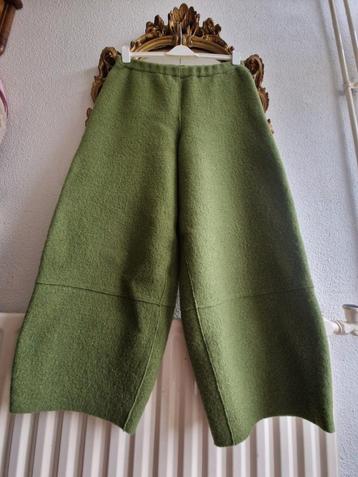 Als nieuw! Therese groen dik wollen ballon broek rek taille beschikbaar voor biedingen