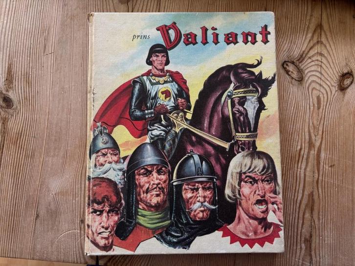 Prins Valiant boek 1966 leesboek, rijk geïllustreerd, Verzamelen, Overige Verzamelen, Gebruikt, Ophalen