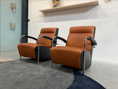 2 Als nieuw Leolux Scylla Hoog Fauteuils Bruin zwart leer, Huis en Inrichting, Fauteuils, Zo goed als nieuw, Leer, 75 tot 100 cm