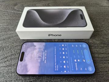 Apple iPhone 15 Pro 256GB zwart nette staat, met garantie beschikbaar voor biedingen