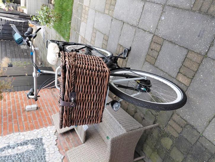 gazelle puur electrisch, Fietsen en Brommers, Fietsen | Dames | Omafietsen, Gebruikt, Versnellingen, Ophalen