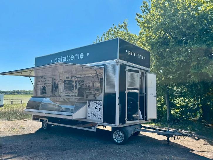 Te huur: Professionele snackwagen met koelcel, Zakelijke goederen, Partijgoederen en Retail | Verkoopwagens, Ophalen