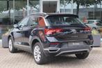 Volkswagen T-Roc 1.5 TSI Sport 150pk DSG I LED I Climate I S, 1254 kg, 4 cilinders, Leder en Stof, Zwart