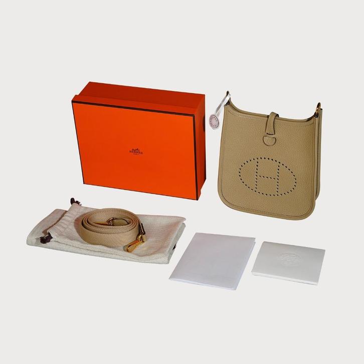 Hermès Evelyne 16 Trench Ghw, Sieraden, Tassen en Uiterlijk, Tassen | Damestassen, Nieuw, Avondtasje, Beige, Ophalen of Verzenden