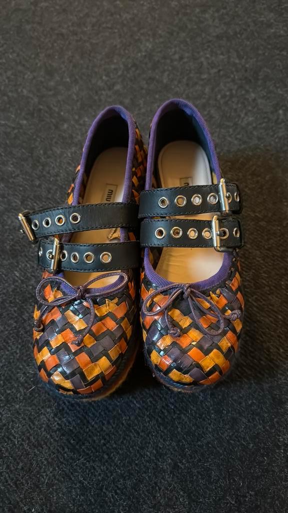 Miu Miu Espadrille Mary Janes, Kleding | Dames, Schoenen, Zo goed als nieuw, Espadrilles of Moccasins, Overige kleuren, Ophalen of Verzenden