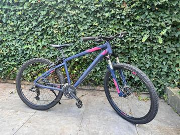 Prachtige Rockrider MTB 27,5inch ST520 beschikbaar voor biedingen