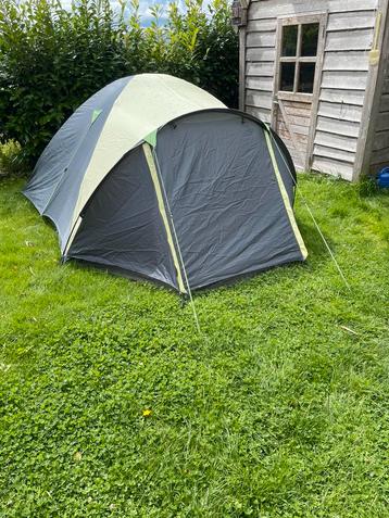 Koepeltent,2 persoons,festival of speeltent. beschikbaar voor biedingen