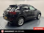 Volkswagen T-Roc 1.5 TSi Life DSG Navigatie-Adapt.Cr.contr-C, 4 cilinders, Zwart, Bedrijf, SUV of Terreinwagen