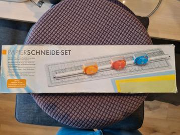 Papier snijder! beschikbaar voor biedingen