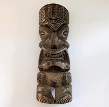 Beeld, houtsnijwerk 
Maori  beschikbaar voor biedingen
