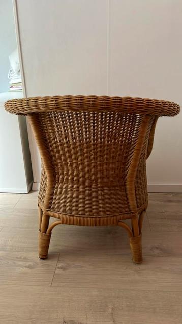 Rotan fauteuil beschikbaar voor biedingen