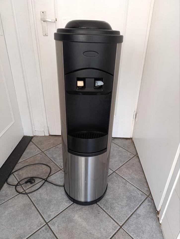 Oasis Waterkoeler, Witgoed en Apparatuur, Waterkoelers, Gebruikt, Waterkoeler, Ophalen