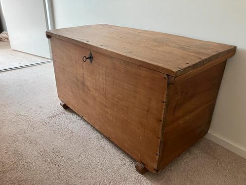 Gave antieke eikenhouten kist met origineel beslag & sleutel, Antiek en Kunst, Antiek | Woonaccessoires, Ophalen