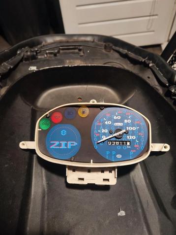 Zip 120 teller beschikbaar voor biedingen