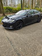 Prive VIP chauffeur - Tesla S huren met chauffeur