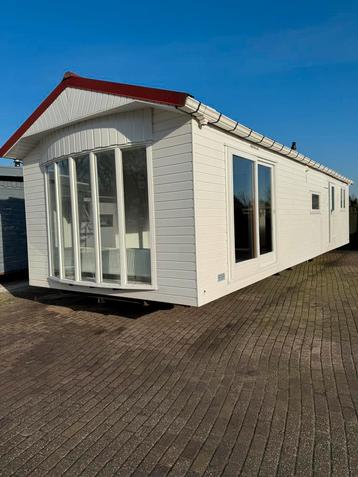 Kunstof Chalet 12.00m x 4.00m beschikbaar voor biedingen