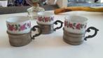 vintage 3 Porseleinen ESPRESSO mokjes <> in TINNEN Houdertje, Ophalen of Verzenden