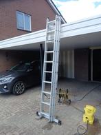 Te koop 3 delige rechte ladder, Doe-het-zelf en Verbouw, Ladders en Trappen, Ophalen of Verzenden, Zo goed als nieuw, 4 meter of meer