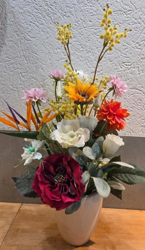 Zijden bloemstuk, kunstbloemen in pot, vaas, Huis en Inrichting, Woonaccessoires | Kunstplanten en Kunstbloemen, Zo goed als nieuw
