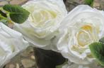 OPRUIMING - ROZEN - KUNST - WIT - VAN 2,50 NU 1,50, Huis en Inrichting, Woonaccessoires | Kunstplanten en Kunstbloemen, Ophalen of Verzenden