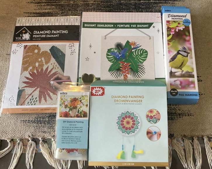 Diamond painting 4 pakketjes(plus 1 gratis), Hobby en Vrije tijd, Knutselen, Nieuw, Knutselwerk, Ophalen of Verzenden