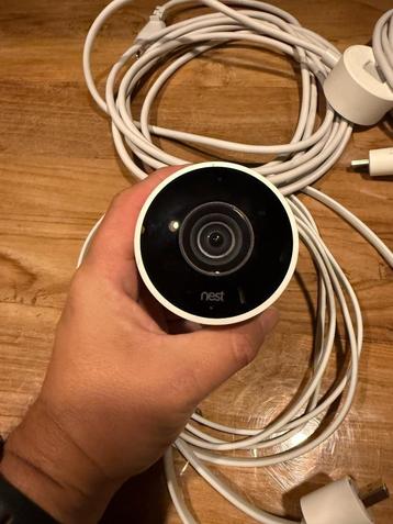 Google nest camera outdoor (bedraad) - 2 stuks beschikbaar voor biedingen
