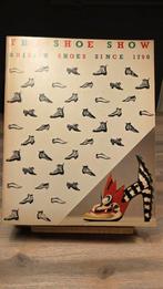 British Shoe Show - Schoenen sinds 1790, Ophalen of Verzenden, Chris Morley Design