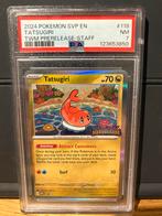 Tatsugiri TWM Prerelease Staff PSA 7, Ophalen of Verzenden, Zo goed als nieuw, Losse kaart